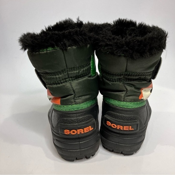 Sorel kids boots winter boots size 5 - Picture 4 of 8